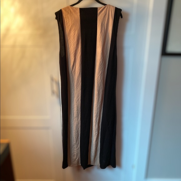 Zara two tone dress with knot detail ❤️ - Picture 8 of 8